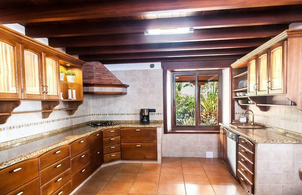 Holiday home Las Moraditas, Chalet Con Piscina Privada Costa Adeje